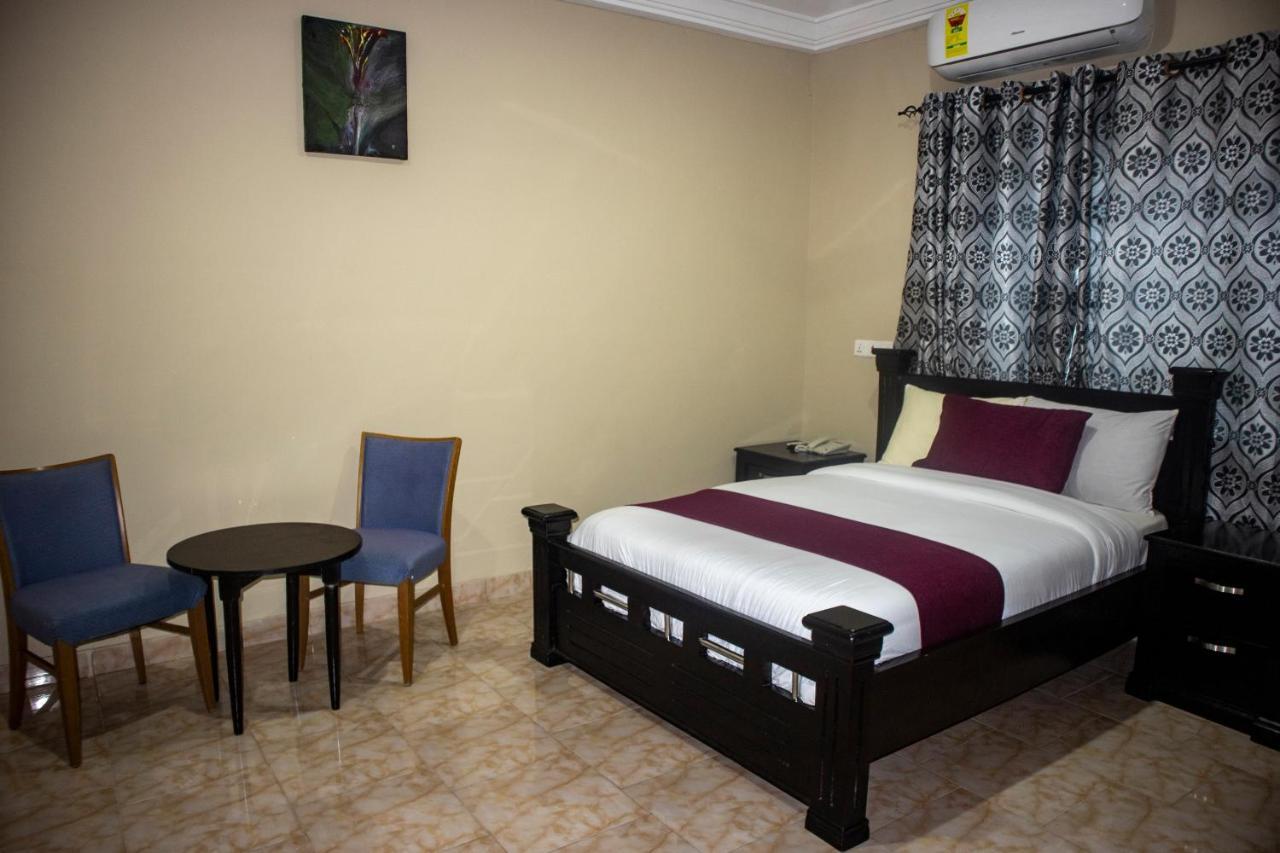 Kislas Luxury Hotel Adenta المظهر الخارجي الصورة